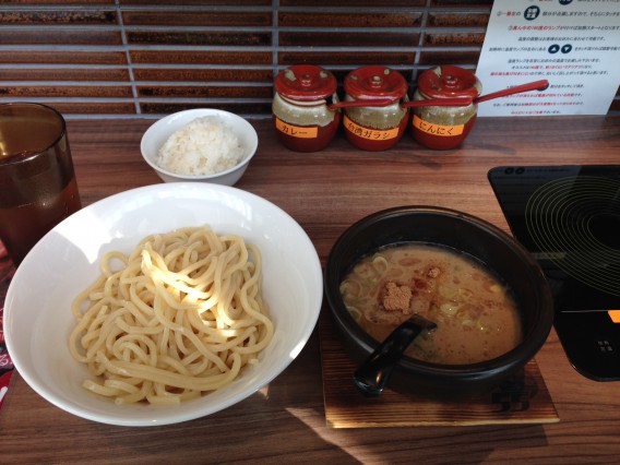 なな屋　濃厚つけ麺